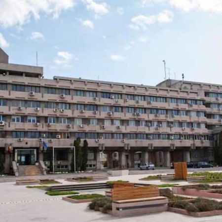 Tribunal Apartament Langa Faleza Dunarii Brăila Eksteriør billede