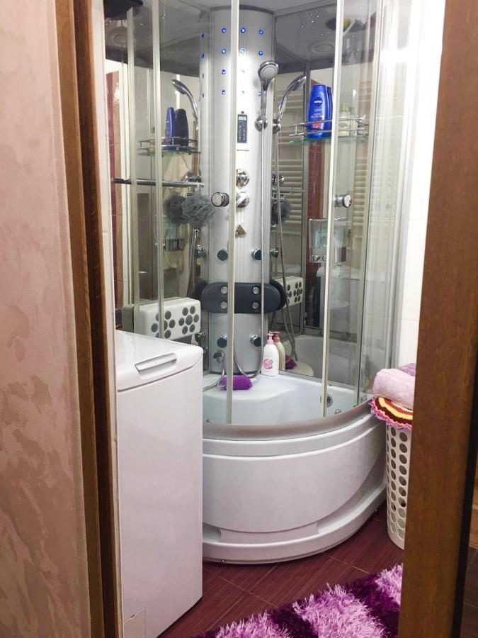 Tribunal Apartament Langa Faleza Dunarii Brăila Eksteriør billede